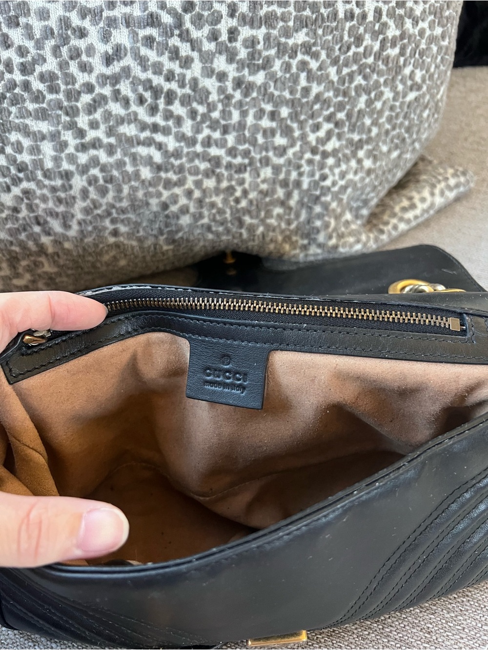 Gucci GG Marmont Matelassé Black Leather Small Shoulder Bag - Picture 8 of 12